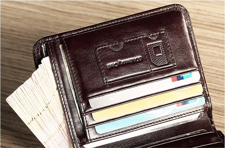 Porte-feuille en cuir de vache – Design élégant et fonctionnel 5 Porte-feuille marron en cuir pleine fleur pour homme avec plusieurs compartiments pour cartes et billets