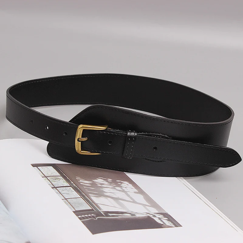 Ceinture en cuir irrégulière pour femme – Accessoire de mode polyvalent 3 Ceinture en cuir irrégulière pour femme, parfaite pour les robes et tenues de soirée