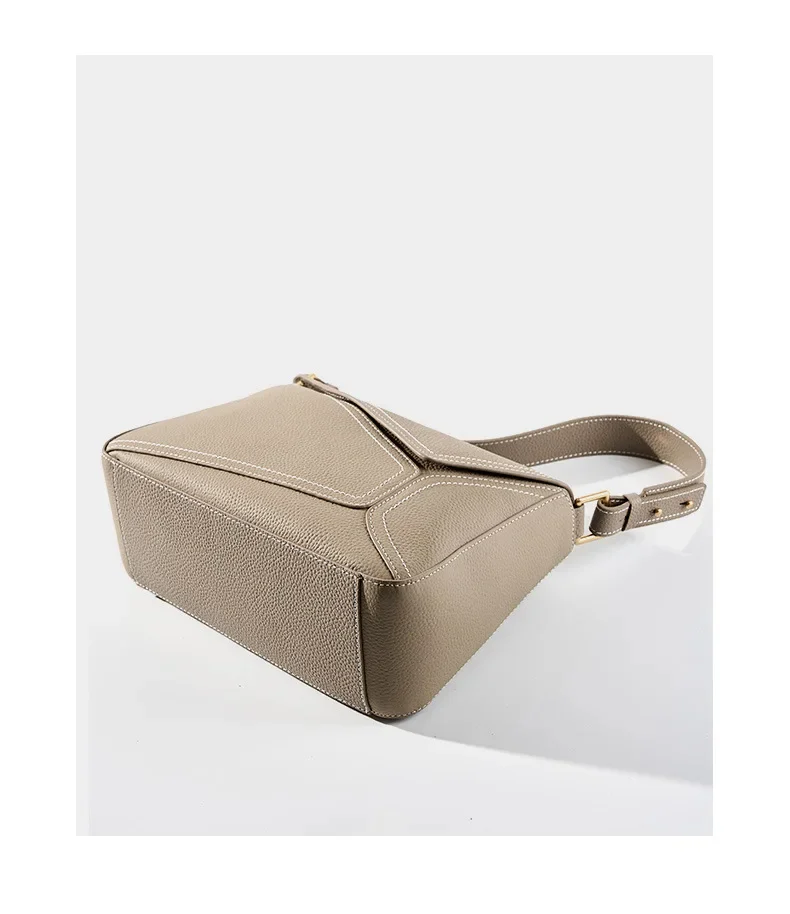 Sac Cabas gris Géométrique en Cuir Premium - Élégance et Praticité