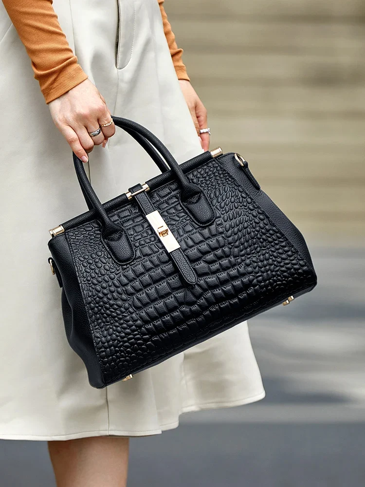 Sac à Main Grand Format Croco en Cuir Véritable 2 Sac à Main Grand Format Croco en Cuir Véritable