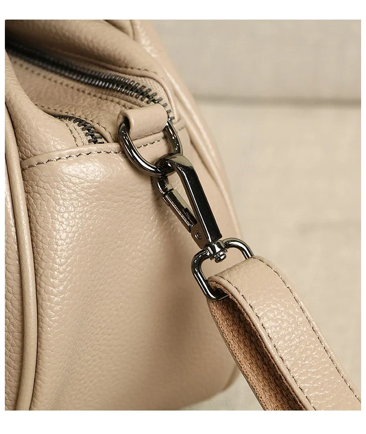Sac compact en cuir véritable avec anse renforcée