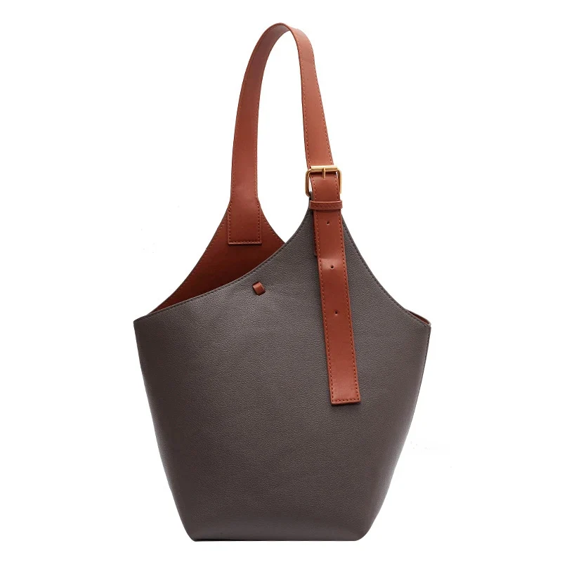 Sac Seau en Cuir Végétal Tanné - Fait Main, Style Élégant et Durable 7