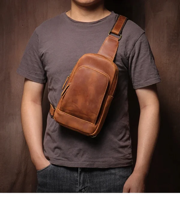 Sacoche en Cuir Végétal Tanné - Artisanale et Durable, Style Messager pour Homme