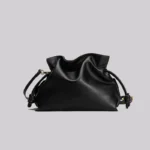 Sac en cuir noir à bandoulière ajustable, modèle chanceux
