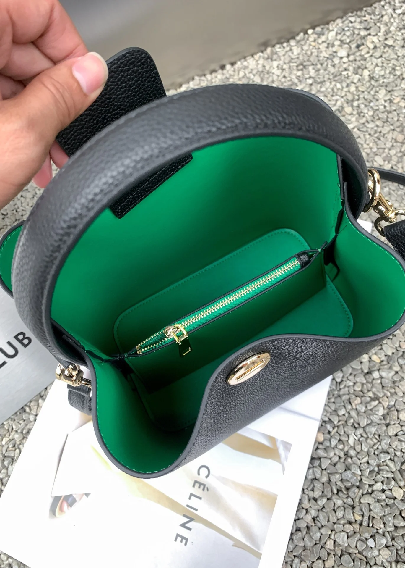 Sac Seau Premium en Cuir Végétal - Collection Light Luxury 5