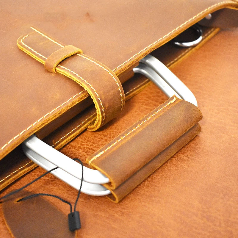 Briefcase Simple en Cuir Véritable - Modèle Rétro Fait Main 2 Cuir Artisanal, Artisan-maroquinier.com
