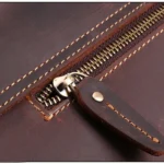 Zoom coutures artisanales main
