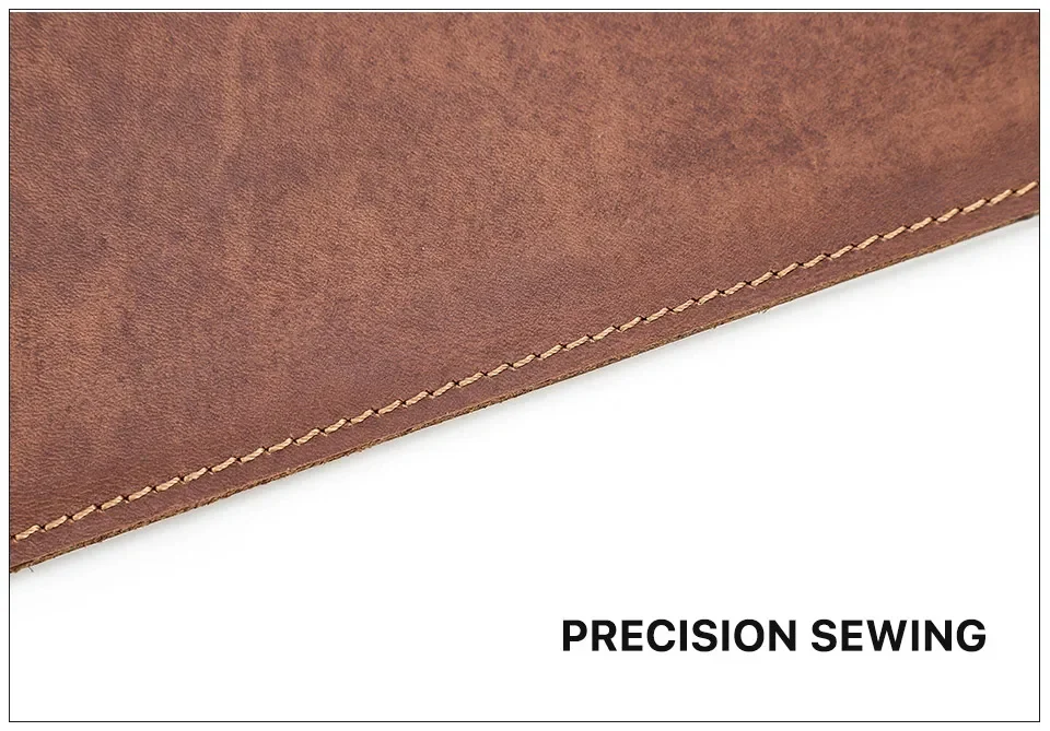 Détail du cuir Crazy Horse montrant la patine unique avec le temps.