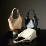 Sac messenger en cuir porté en bandoulière, toutes les couleurs