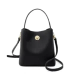 Sac blanc milkshake porté épaule double bandoulière