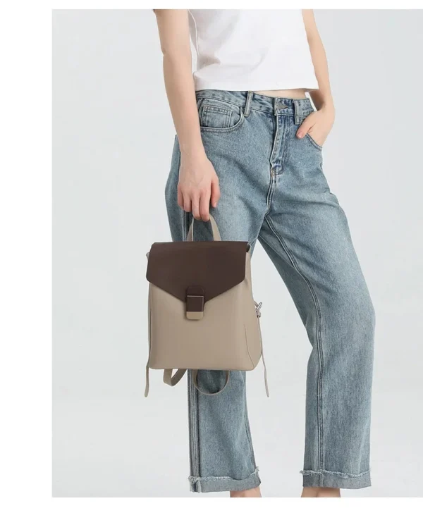 Sac à dos marron avec doublure polyester résistante