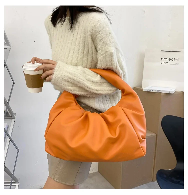 Sac à Main en Cuir pour Femme avec Design Panier - Style Rétro 2 Sac à Main en Cuir pour Femme avec Design Panier