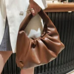 Sac à Main en Cuir pour Femme avec Design Panier