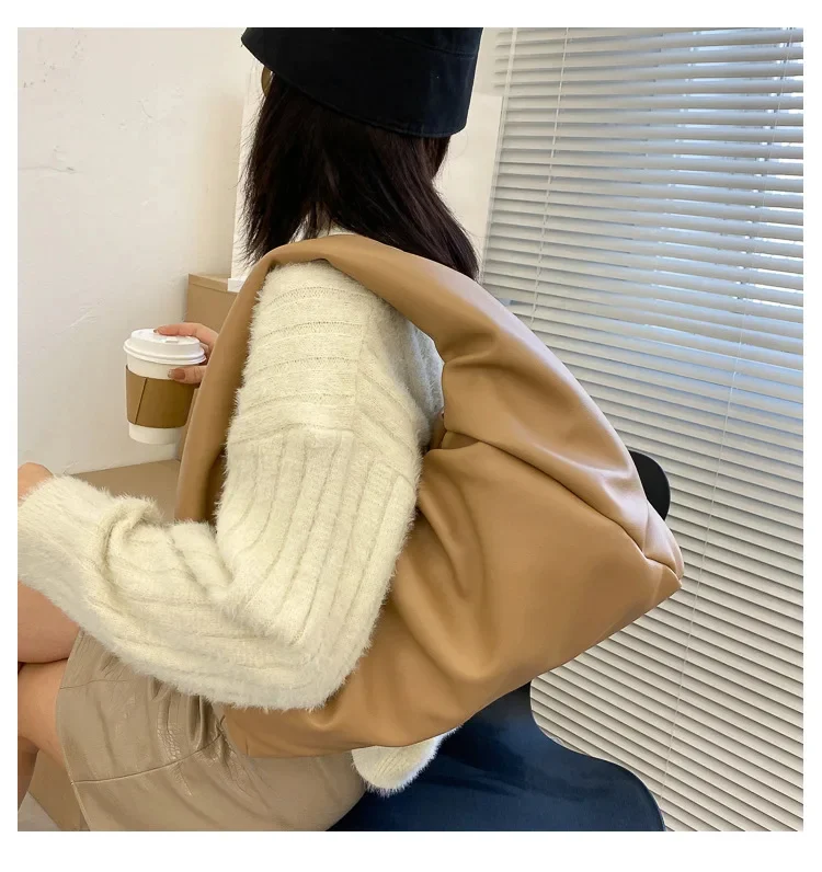 Sac à Main en Cuir pour Femme avec Design Panier