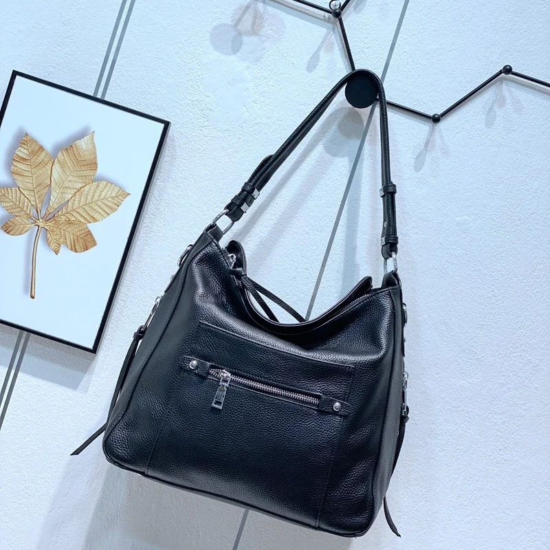 Sac Bandoulière en Cuir Véritable - Grande Capacité avec Design Rétro 6