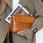 Sac à Épaule Femme Haut de Gamme - Élégance et Polyvalence 18 24654d95 Ddfc 438d 8438 Bcaed67a57f0.webp