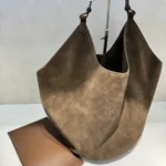 Sac Seau en Cuir Véritable Mat – Élégance et Grande Capacité 18