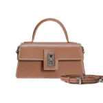 Petit Sac en Cuir Véritable – Élégance et Polyvalence 9 Petit-Sac-en-Cuir-Veritable-–-Elegance-et-Polyvalence_marron