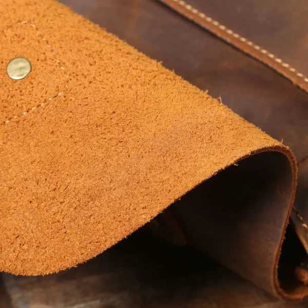 Sac Messenger en Cuir Crazy Horse – Élégance Rétro et Fonctionnalité Moderne