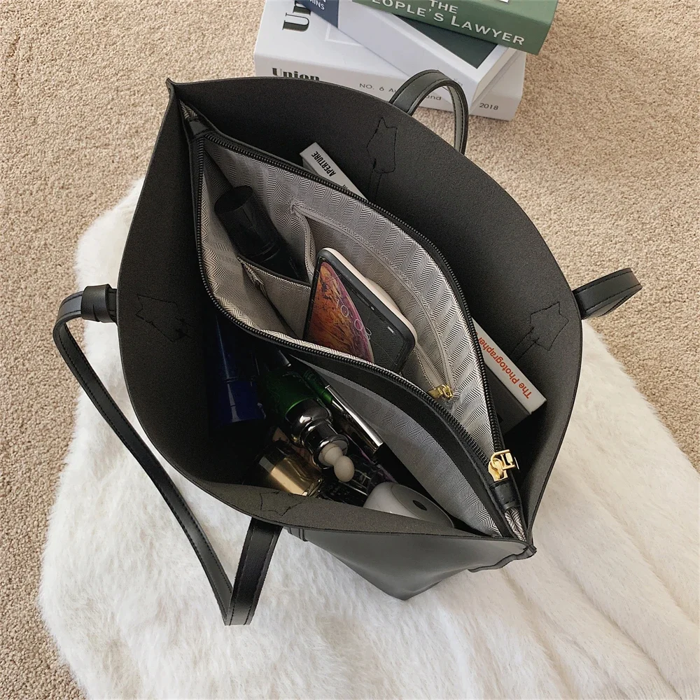 Sac à Bandoulière en Cuir Véritable – Élégance et Fonctionnalité