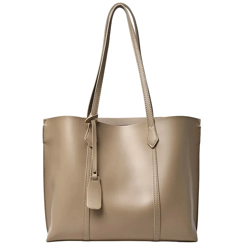 Sac à Bandoulière en Cuir Véritable – Élégance et Fonctionnalité 1 Sac à Bandoulière en Cuir Véritable – Élégance et Fonctionnalité