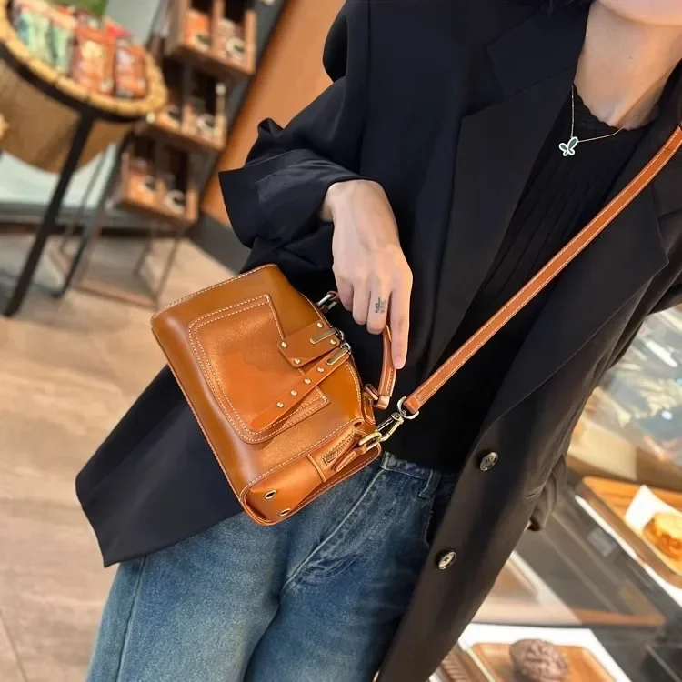 Sac à Bandoulière en Cuir de Vachette – Style Boston Vintage_jeaune