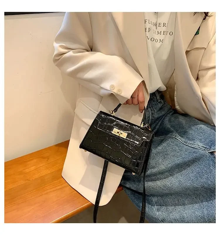 Sac à Main en Cuir Korean version– Élégance Décontractée et Polyvalence 3 Sac à Main en Cuir Korean version– Élégance Décontractée et Polyvalence