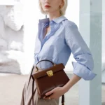 Sac à Main en Cuir de Vachette – Élégance et Polyvalence