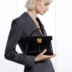 Sac à Main en Cuir de Vachette – Élégance et Polyvalence