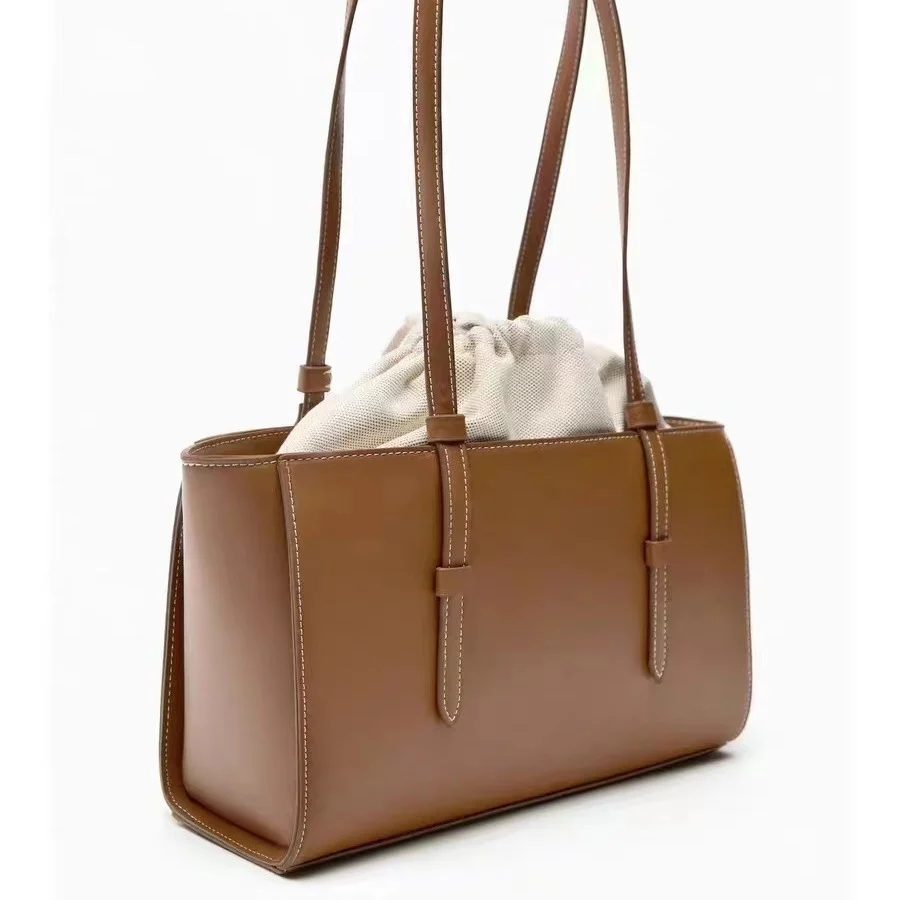 Sac Bandoulière Minimaliste à Cordon – Élégance & Praticité 3